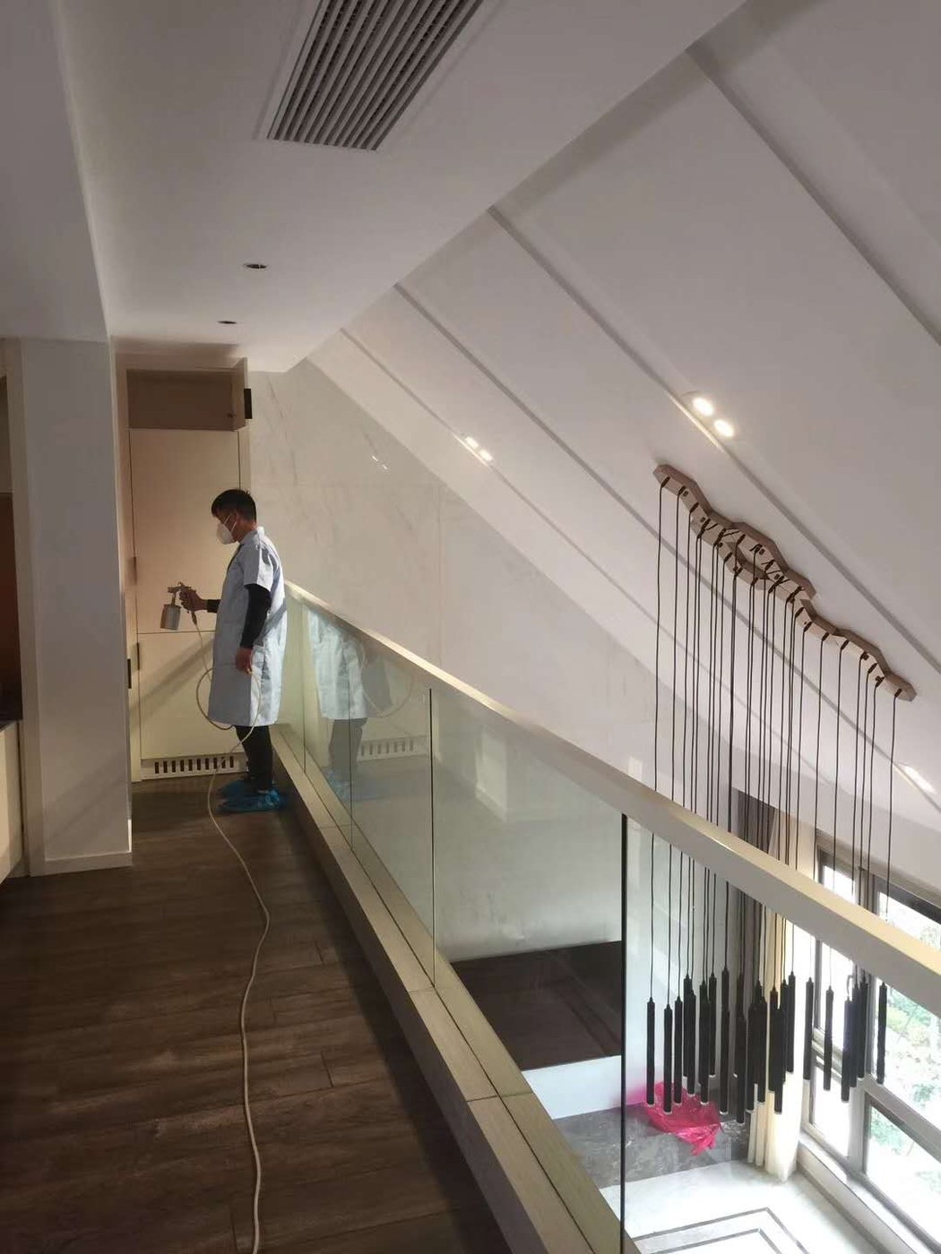 狮山御园室内空气净化工程现场3